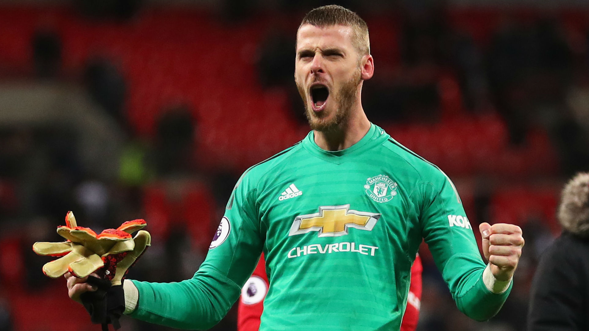 Spanish club Real Betis is interested in signing the 32-year-old former Manchester United goalkeeper.