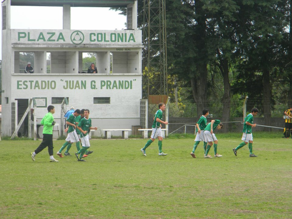Estadios de Uruguay: CLUB PLAZA COLONIA