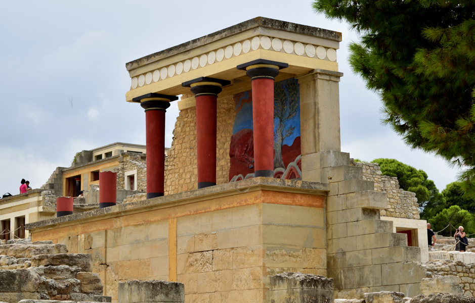 Conservation vs. Restoration: The Palace of Knossos