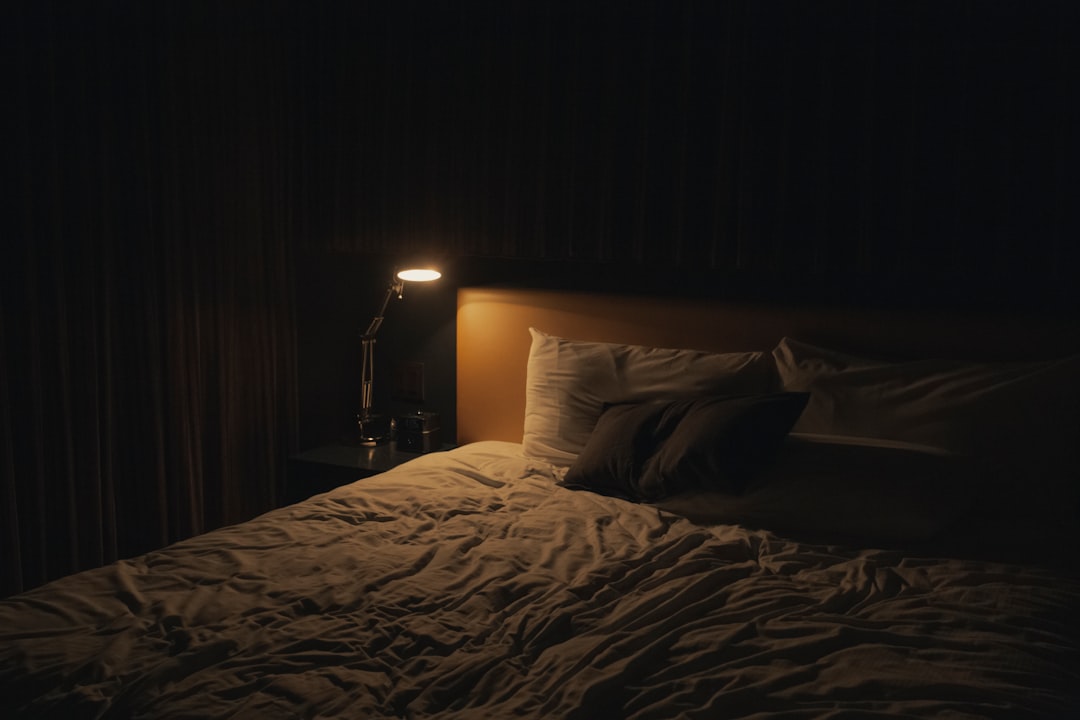 Dark Bedroom Pictures | Download Free Images on Unsplash