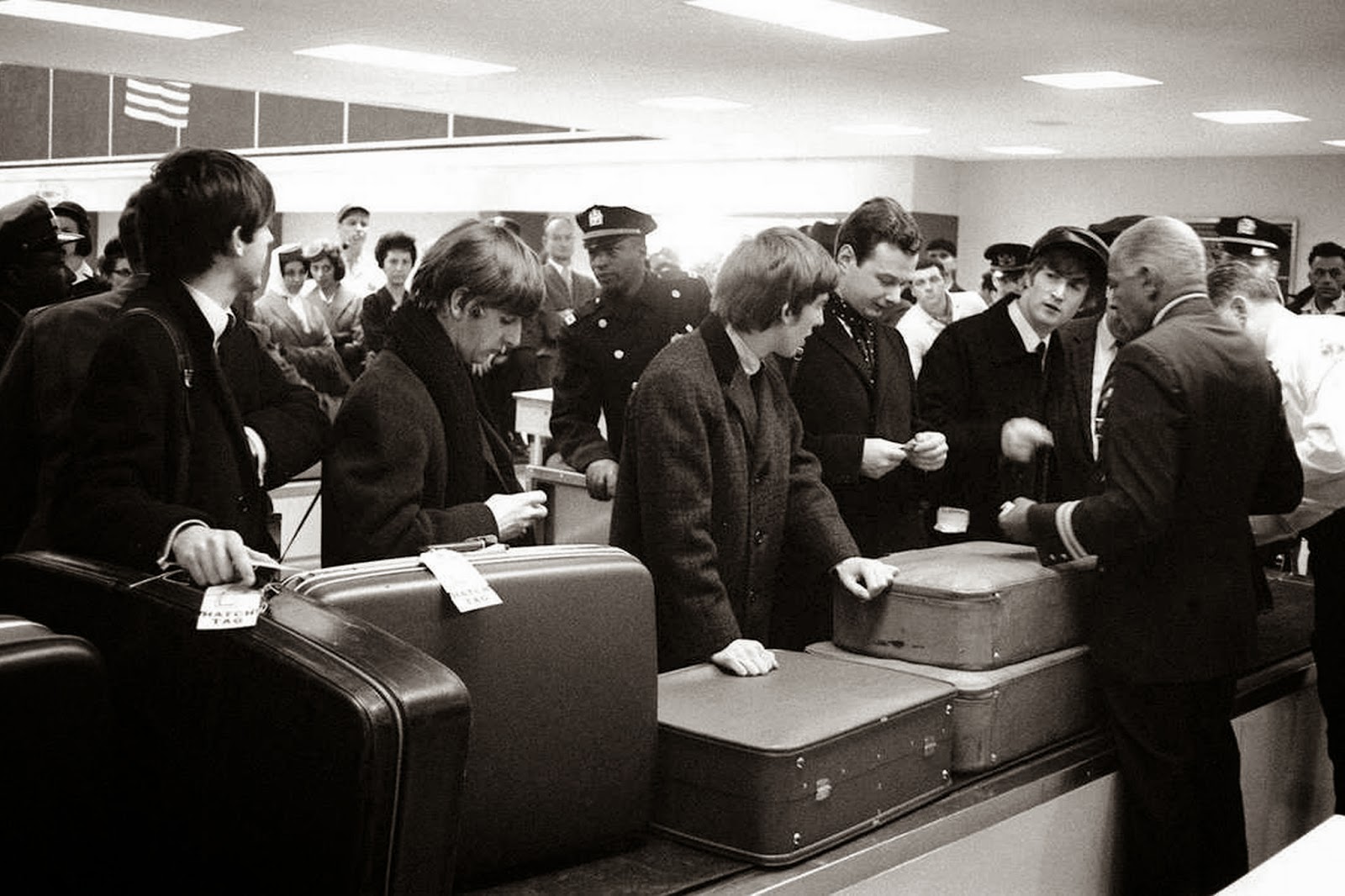 McCARTNEY PHOTO BLOG: The Beatles Invasion, 50 Years Ago: Friday, Feb. 7, 1964