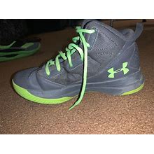 Youth Boy's Size 4Y Gray / Neon Green Under Armour Drift 2 Basketball Shoes