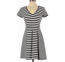 Banana Republic Casual Dress - A-Line V Neck Short Sleeves: Black Print Dresses - Women's Size 00 Petite