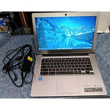 Acer 14" Chromebook CB3-431-12K1 Atom X5 E8000-4 GB RAM-32 Gb-HDMI-Aser Case