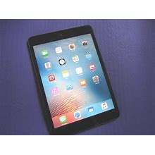Used Black Apple iPad Air 1st Gen 64GB Wi-Fi Only Tablet A1474
