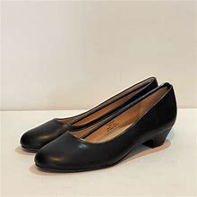 Journee Collection Shoes | Journee Collection Saar Round Toe Comfort Heels, 12 New | Color: Black | Size: 12