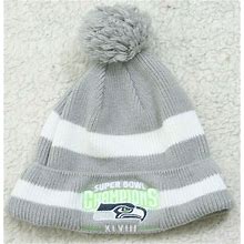 New Era Seattle Seahawks Gray & White Beanie Hat One Size Fits All Acrylic WS598