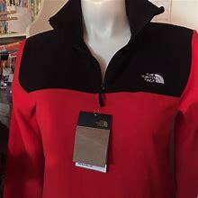 The North Face New Size Men's Small Fleece By - New Men | Color: Red | Size: S
