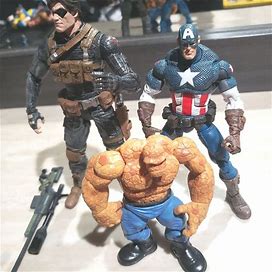 Marvel Figure Lot. Avengers, Wolverine, Captain America, Spiderman, Etc