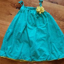 Oshkosh B'gosh Dresses | Oshkosh Strappy Dress Size 5T | Color: Green/Yellow | Size: 5Tg