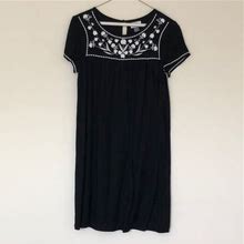 Old Navy Dresses | Old Navy Short Sleeve Black Dress With White Embroidery Size Small | Color: Black/White | Size: S