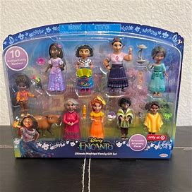Disney Encanto Ultimate Madrigal Family Gift Set Target Exclusive - New Toys & Collectibles | Color: Blue