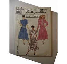 Simplicity 9516 Misses'/Miss Petite Dress Back Zipper Jewel Neck Sz.