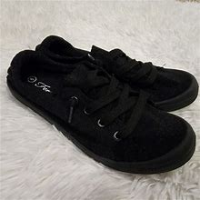 Forever 21 Shoes | Black Cloth Sneakers | Color: Black | Size: 6