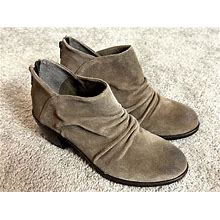 B.O.C Settle Z59917 Ankle Boot, Women's Size 8 M, Taupe NEW MSRP $85