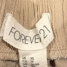FOREVER 21 Cloth Shorts - Women | Color: Beige | Size: XS