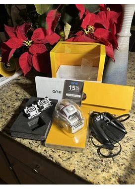Anki Cozmo Robot. With Box 2 Cubes Charger Directions See Pics. See