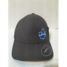 Flexfit Grey Leafs S/M Fitted Hat