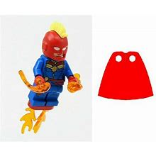 LEGO Superheroes: Captain Marvel With Helmet And Power Bonus Cape Blasts Plus