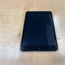 Apple iPad Air 1st Gen. 16GB, Wi-Fi, 7.9in - Black & Slate