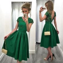 Emerald Green Tea Length A-Line Lace Bodice V-Back Homecoming Dress