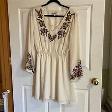 Cupcakes & Cashmere Dresses | Cupcakes And Cashmere Embroidered Dress | Color: Cream | Size: M