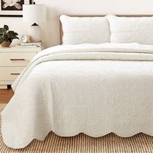 Blantyre Scalloped Edge White Cotton 3-Piece Oversized Quilt Bedding Set