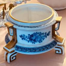 Chelsea House Porcelain Cachepot Blue & White Pattern W/ Gold Accents