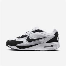Nike Air Max Solo Women's Shoes In White, Size: 5 | FN0784-101