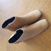 White Mountain Shoes | Nwot White Mountain Ladies Heeled Boots | Color: Tan | Size: 8.5