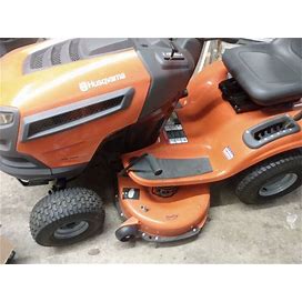 Husqvarna YTH 1942 Riding Lawnmower 42" Cut Bought New 2023 Excellent Condition