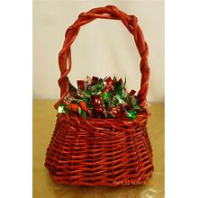 EUC CHRISTMAS Red Woven Wicker BASKET W/ Handle 9.5"H SQUARE BASE / ROUND TOP