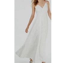 $798 Calvin Klein Women's White V-Neck Pleated Embroidered Floral Gown Dress 6