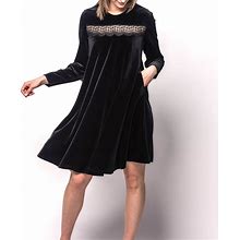 Elegant Black Velvet Dress With Long Sleeves, Pockets, Lace Detail, And Wide Design
