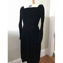 Women's Vintage Dress / Late 1940'S Early 1950'S Black Velvet Cocktail Dress / Black Velvet Fitted Dress
