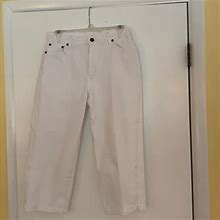 Newport News Jeans | Newport News Capris White Size 6 Denim. | Color: White | Size: 6