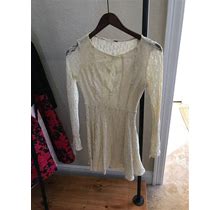 Free People Women's Off White Long Sleeves Lace Dress Size S/P