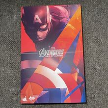 Hot Toys Avengers Age Of Ultron- Captain America Action Figure