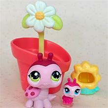 Littlest Pet Shop LPS 1474 Green Eye Ladybug Mommy & Baby Teeniest Playset - Toys & Collectibles | Color: Pink