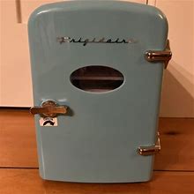 Beautiful Frigidaire New- No Box 6-Can Aqua Mini Beverage Cooler