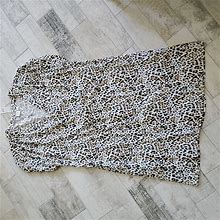 Gap Factory Dresses | Nwt Gap Women's Small White Leopard Cheetah Print Dress Short Sleeve V Neck | Color: Black/White | Size: S