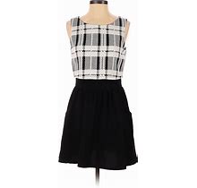 Jodi Kristopher Casual Dress - A-Line Scoop Neck Sleeveless: Black Plaid Dresses - Women's Size 5