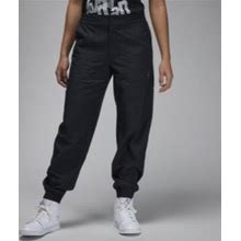 Jordan Women's Woven Pants In Black, Size: Small | DZ3375-010