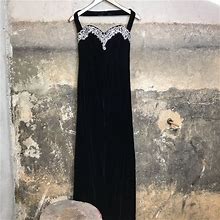 Lillie Rubin Dresses | Black Velvet Halter Gown With Silver Embroidery Lillie Rubin Dress | Color: Black/Silver | Size: 6