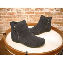 Clarks Navy Suede Chris Sway Water Resistant Ankle Boots 5.5 NEW
