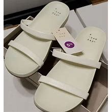 A Day Women's Nadine Bone Color Contoured Footbed Sandals Size 5.5