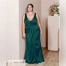 Revelry Dresses | Revelry Emerald Satin Blair Dress | Color: Green | Size: 10P
