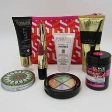 Lush Makeup Gift Set