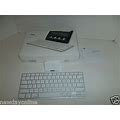 Apple iPad Tablet Aluminum White Keyboard Built-In Dock A1359