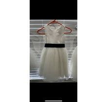 Flower Girl Dress Size 6 With Bow